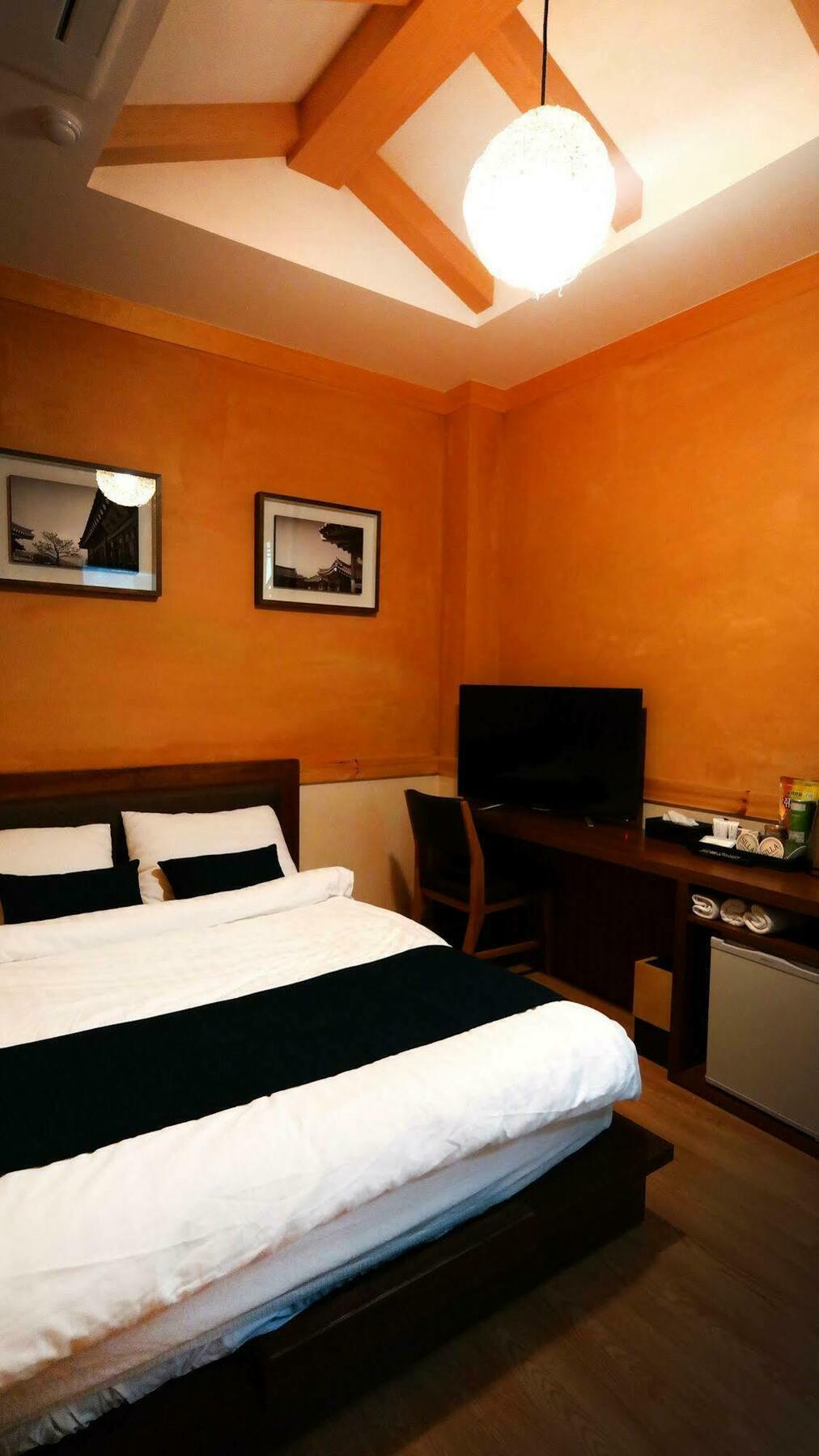 Silla Boutique Hotel Premium Гиеонгджу Екстериор снимка